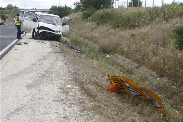 halálos baleset Vác közelében - MTI
