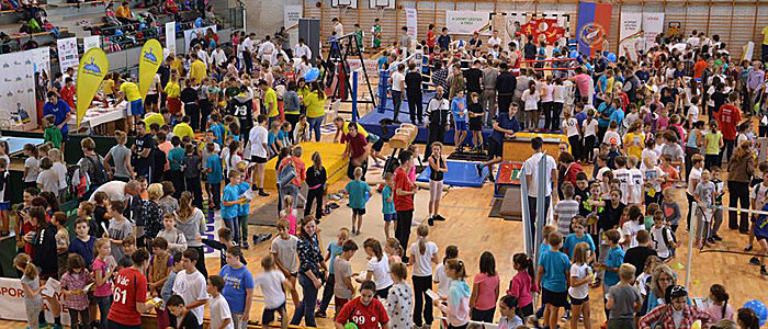 sportok-bemutatkozasa-a-sportcsarnokban1-700