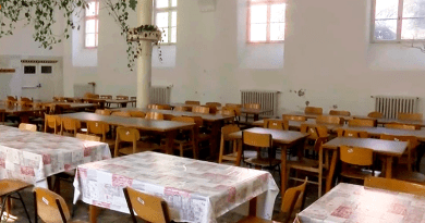 Civil adomány a Cházár iskola konyhájában