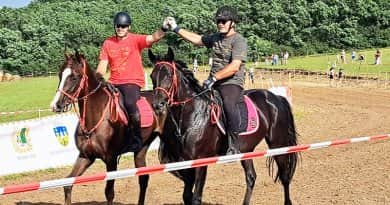 Izgalmas futamok a Vácdukai Vágtán: helyi lovas győzött a hétvégi versenyen