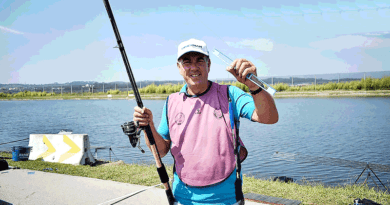 A világbajnok is váci Cralusso úszókkal horgászik