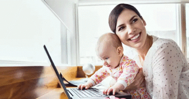 Dolgozz otthon: egyre több kismama képzi át magát programozóvá