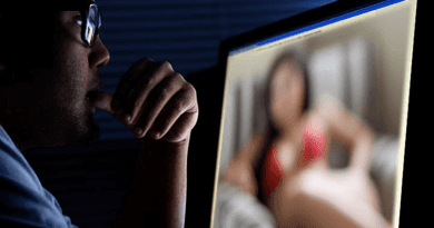 Pornónézéssel zsaroló levelek váciak számítógépein